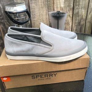 NEW Sperry suede sneakers